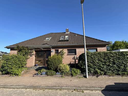 Foto - Haus zum Kaufen in Weyhe 379.000,00 € 165 m²
