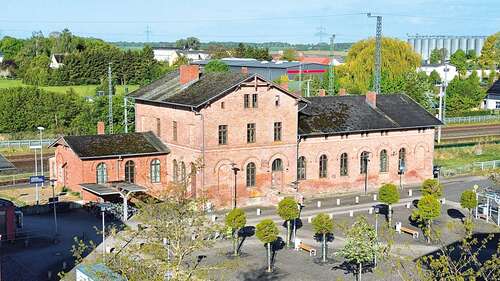 Foto - Haus zum Kaufen in Züssow 49.000,00 € 692 m²