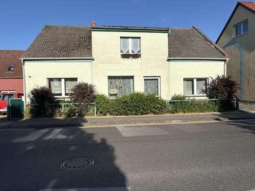 Foto - Haus zum Kaufen in Schönwalde 95.000,00 € 150 m²