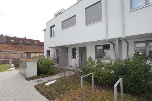 Foto - Haus zum Mieten in Poing 2.450,00 € 145 m²