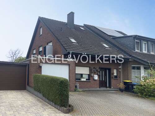 Foto - Haus zum Kaufen in Rheinberg 425.000,00 € 123 m²