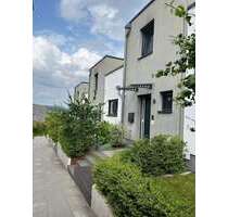 Haus zum Kaufen in Wiesbaden 989.000,00 € 131.08 m²