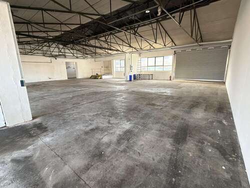 Foto - Halle in Lübeck 2.700,00 € 460 m²
