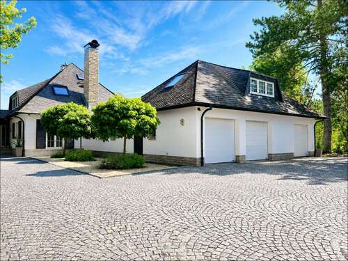 Foto - Haus zum Kaufen in Karlstein am Main 2.790.000,00 € 387.46 m²