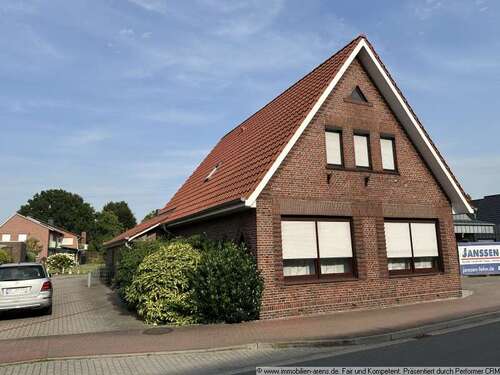 Foto - Haus zum Kaufen in Apen 210.000,00 € 130 m²