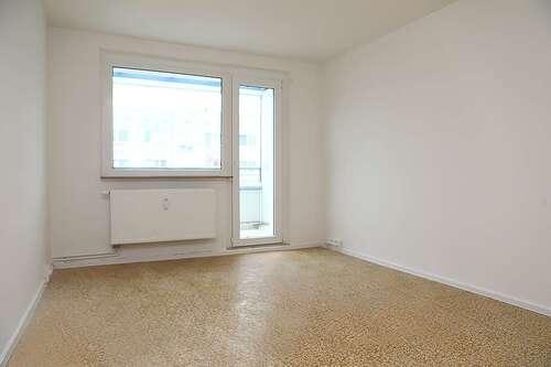 Foto - Wohnung zum Mieten in Lutherstadt Eisleben 270,00 € 61.23 m²