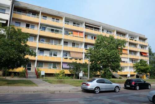 Foto - Wohnung zum Mieten in Stendal 339,24 € 56.54 m²