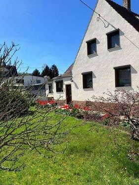 Foto - Haus zum Kaufen in Roßwein 129.000,00 € 90 m²