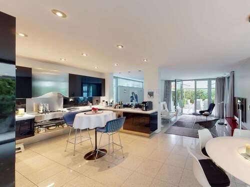 Foto - Haus zum Kaufen in München 2.550.000,00 € 254 m²
