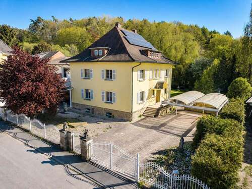 Foto - Haus zum Kaufen in Weitramsdorf 525.000,00 € 266 m²