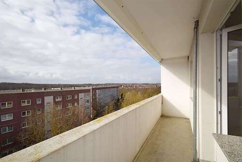 Foto - Wohnung zum Mieten in Halle (Saale) 439,81 € 70.37 m²