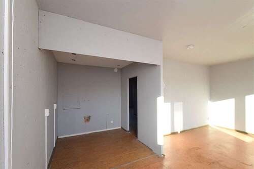 Foto - Wohnung zum Mieten in Halle (Saale) 301,03 € 57.89 m²