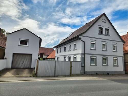 Foto - Haus zum Kaufen in Königsberg 315.000,00 € 190 m²