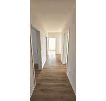 Wohnung zum Kaufen in Zwenkau 145.000,00 € 64 m²