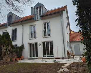 Haus zum Mieten in Erding 2.689,00 € 151.57 m²
