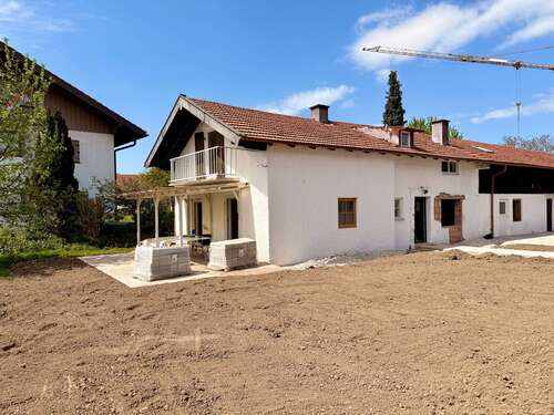 Foto - Wohnung zum Mieten in Ainring 900,00 € 93 m²