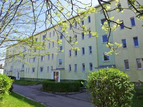 Foto - Wohnung zum Mieten in Limbach-Oberfrohna 345,00 € 61.69 m²