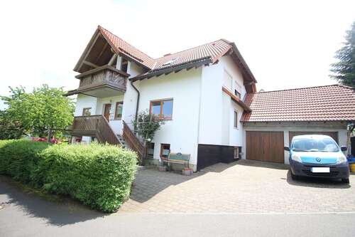 Foto - Haus zum Kaufen in Herbstein-Stadtteil 345.000,00 € 255 m²