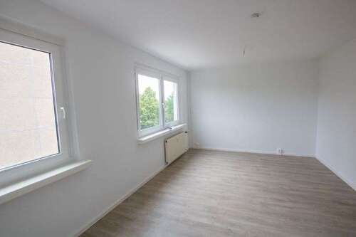 Foto - Wohnung zum Mieten in Halle (Saale) 328,00 € 65.44 m²