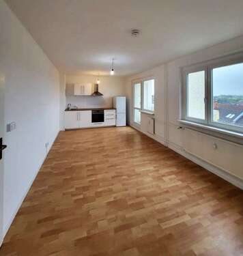 Foto - Wohnung zum Mieten in Rötha 430,00 € 56 m²