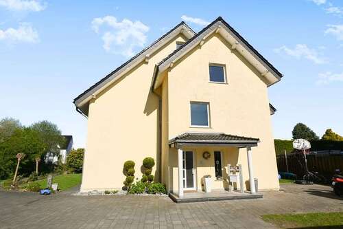 Foto - Haus zum Kaufen in Lage, Lippe 799.000,00 € 338 m²