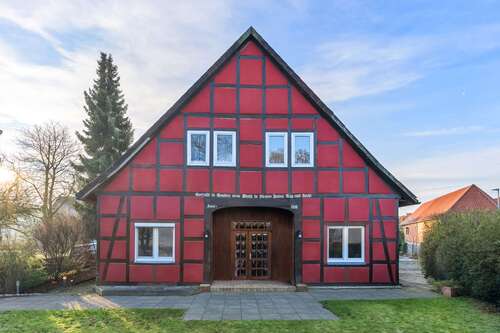 Foto - Haus zum Kaufen in Neustadt am Rübenberge 299.000,00 € 277 m²