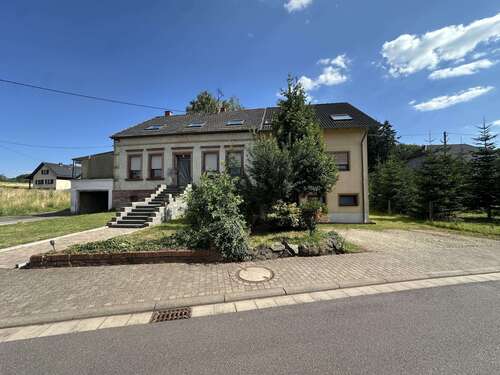 Foto - Haus zum Kaufen in Lebach 218.000,00 € 224 m²