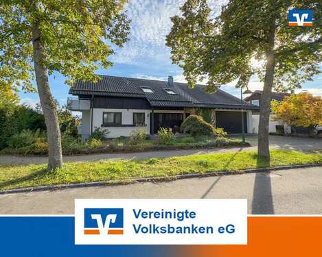 Foto - Haus zum Kaufen in Pliezhausen 695.000,00 € 310 m²