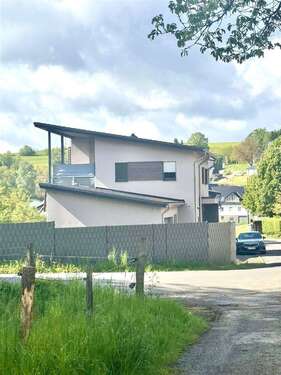 Foto - Haus zum Kaufen in Reichshof 985.000,00 € 176 m²