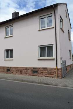 Foto - Haus zum Kaufen in Großkrotzenburg 610.000,00 € 200 m²