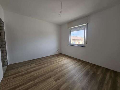 Foto - Wohnung zum Mieten in Edenkoben 780,00 € 68 m²
