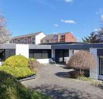 Haus zum Kaufen in Neumünster 369.000,00 € 181 m²