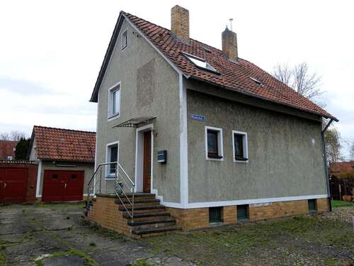 Foto - Haus zum Kaufen in Peine Schmedenstedt 220.000,00 € 96 m²