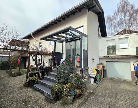 Foto - Haus zum Kaufen in Seeheim-Jugenheim 899.000,00 € 224 m²