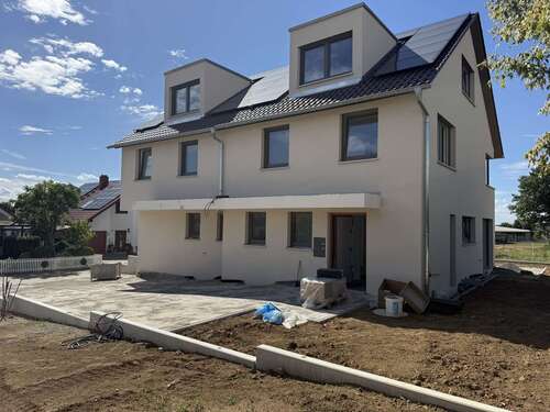 Foto - Haus zum Mieten in Walddorfhäslach 2.600,00 € 180 m²