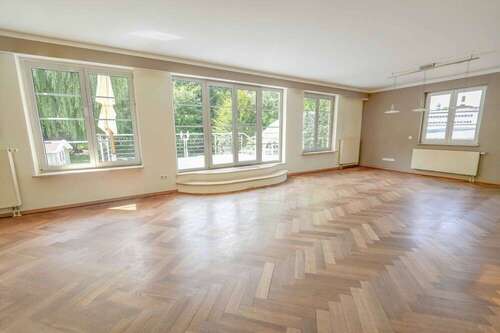 Foto - Haus zum Kaufen in Weitramsdorf 559.990,00 € 266 m²