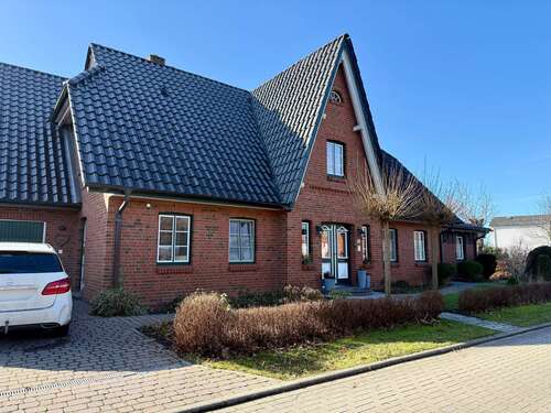 Foto - Haus zum Kaufen in Ahrenviölfeld 569.000,00 € 280 m²