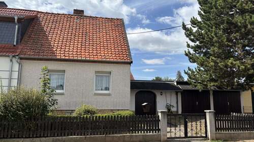 Foto - Haus zum Kaufen in Halberstadt 130.000,00 € 134.03 m²