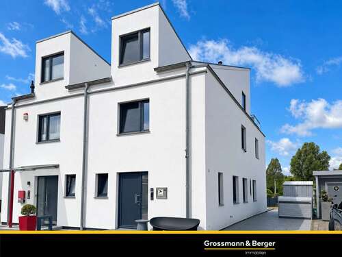 Foto - Haus zum Kaufen in Pinneberg 629.000,00 € 140 m²