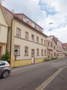 Foto - Haus zum Kaufen in Karlstadt 499.000,00 € 236 m²