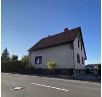 Haus zum Kaufen in Eisfeld Harras 119.000,00 € 130 m² - Eisfeld / Harras