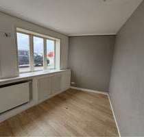 Büro in Lübeck 725,00 € 45 m² - 725,00&nbsp;EUR Kaltmiete, ca.&nbsp; 45,00&nbsp;m&sup2; in Lübeck (PLZ: 23552)