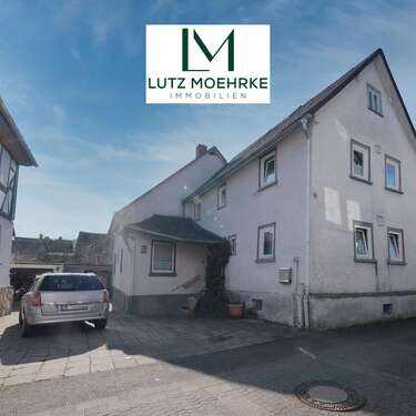 Foto - Haus zum Kaufen in Aßlar 219.000,00 € 186.35 m²