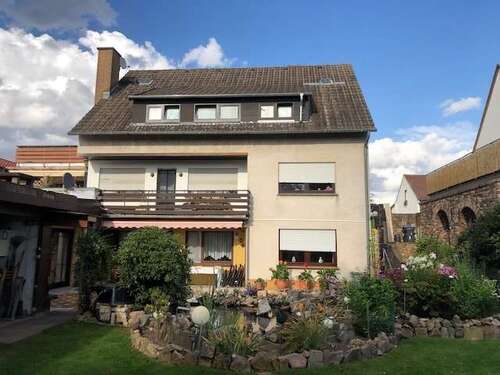 Foto - Haus zum Kaufen in Lauenförde 279.000,00 € 380 m²