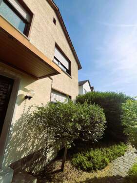 Foto - Haus zum Kaufen in Offenbach-Bieber 649.000,00 € 183 m²