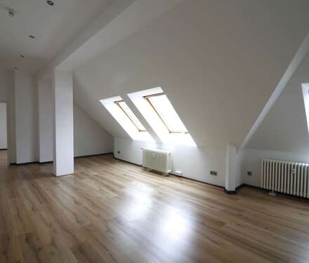 Foto - Büro in Berlin 3.908,73 € 186.13 m²