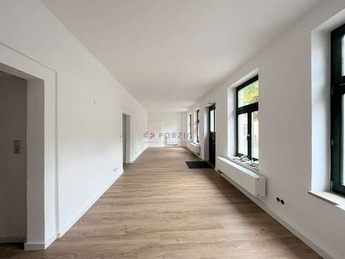 Foto - Einzelhandel in Hainichen 310,00 € 56.51 m²