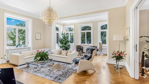 Foto - Haus zum Kaufen in Baden-Baden 3.800.000,00 € 500 m²