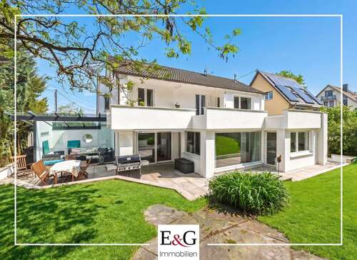 Foto - Haus zum Kaufen in Stuttgart 1.390.000,00 € 251.49 m²