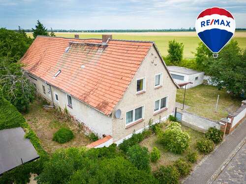 Foto - Haus zum Kaufen in Möckern OT Wallwitz 99.700,00 € 147 m²